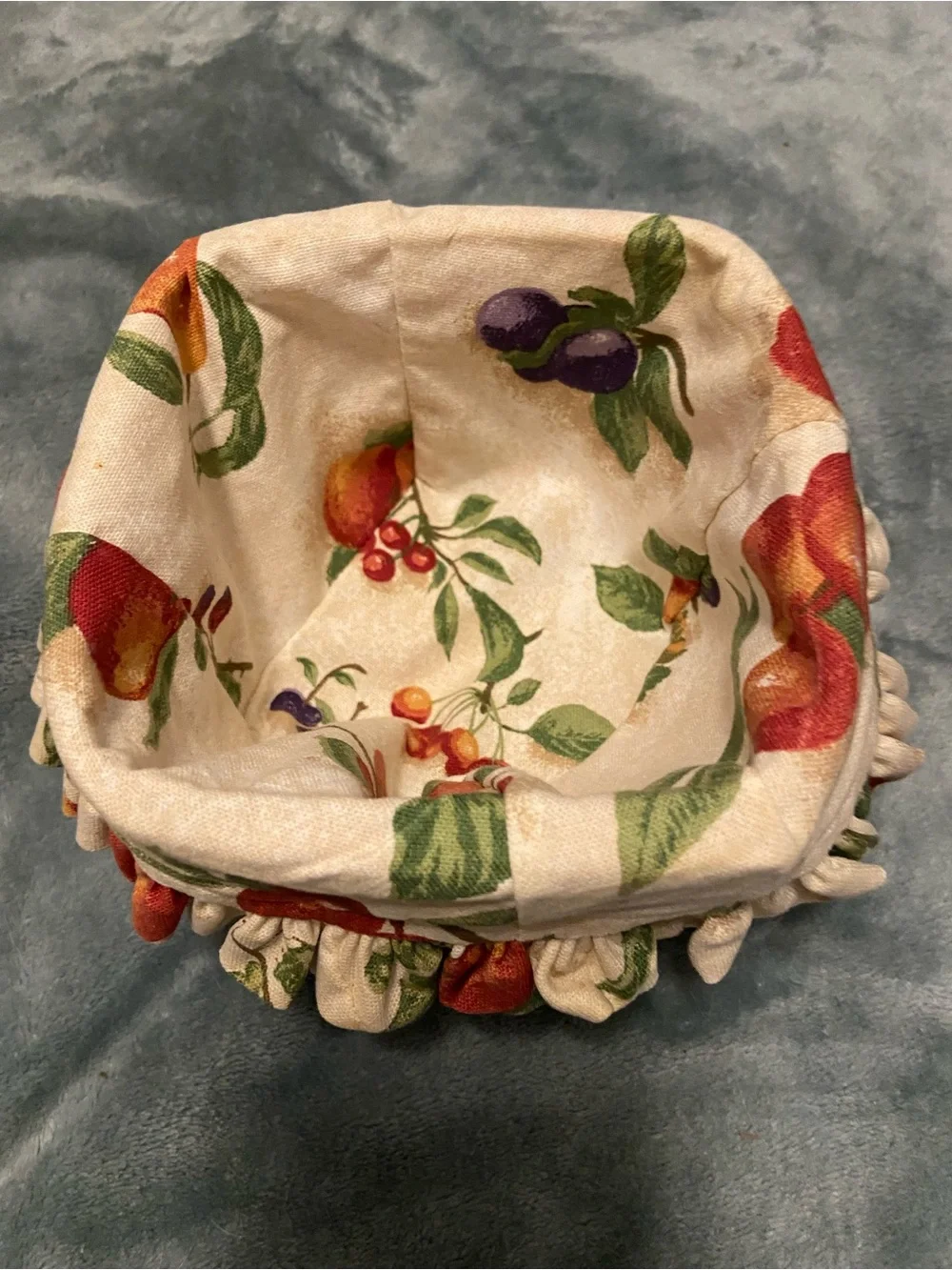Longaberger 1997 square basket with lid and liner